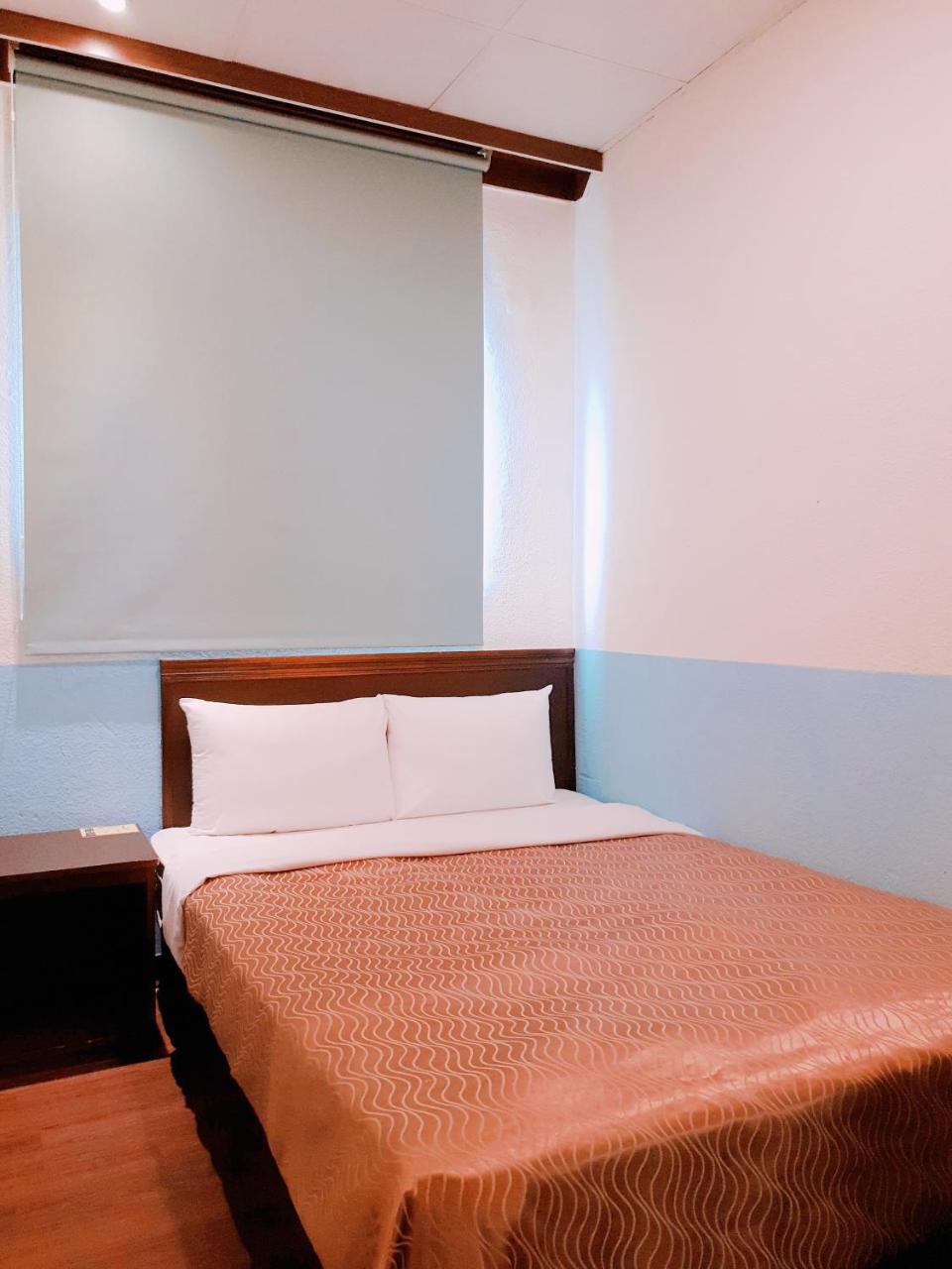 Blue Ocean Hotel Каосюн Екстериор снимка